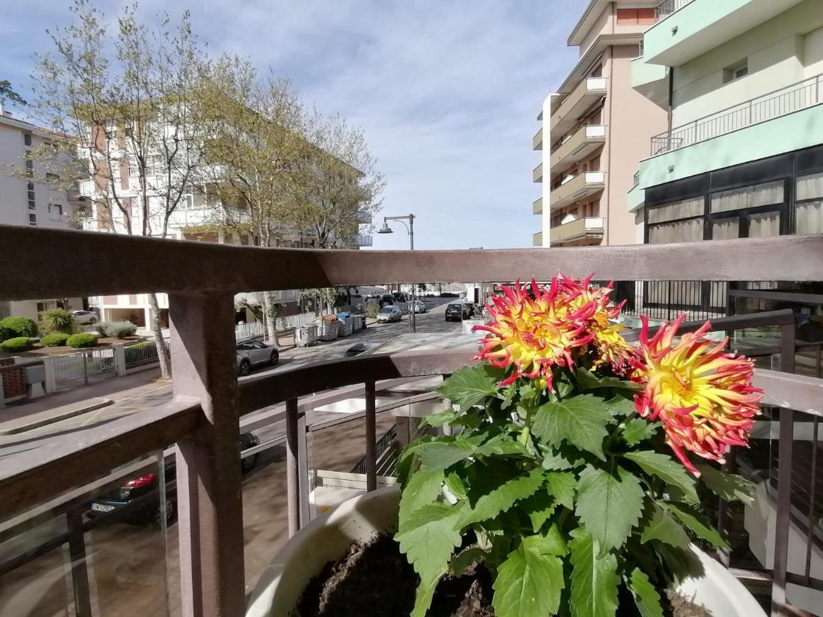 Hotel Abel & Residence Cesenatico Kültér fotó