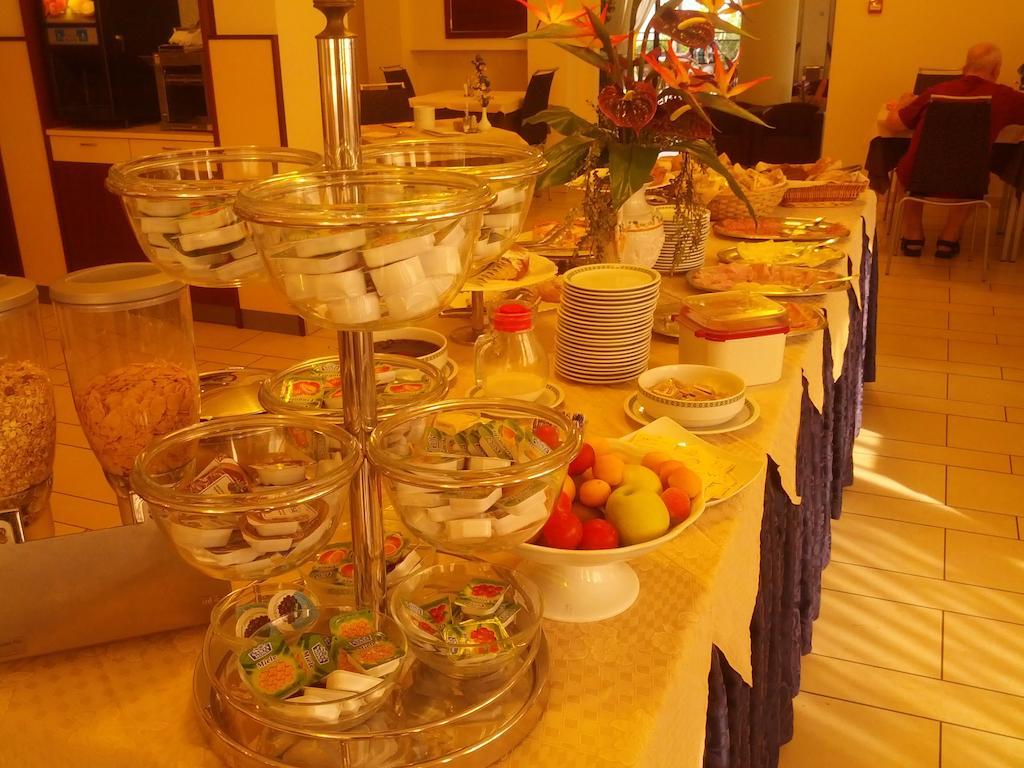 Hotel Abel & Residence Cesenatico Kültér fotó