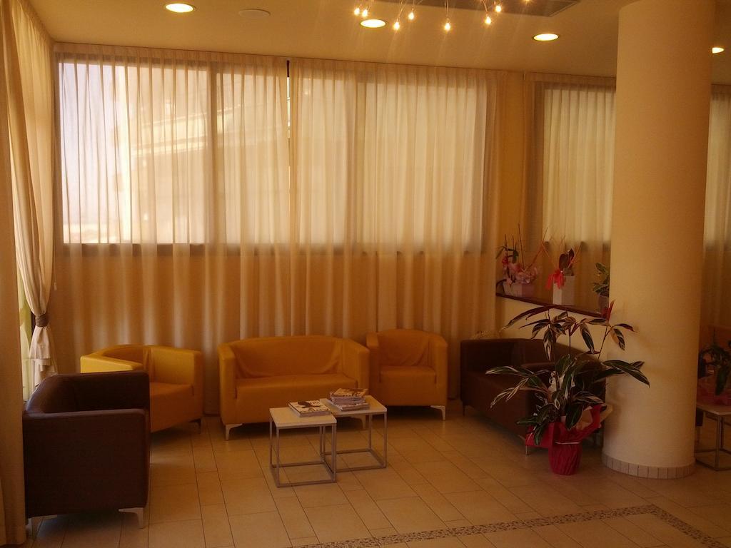 Hotel Abel & Residence Cesenatico Kültér fotó